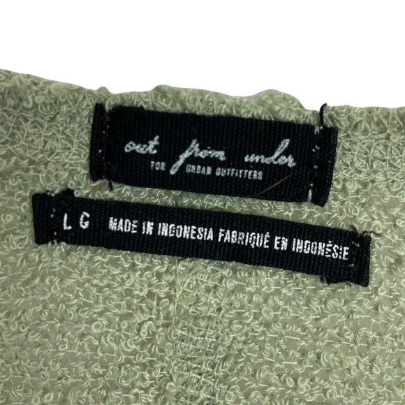 Urban Outfitters Oversized Boho Raw Edges Top Long Sleeve Sage Green Size Large - Picture 6 of 7